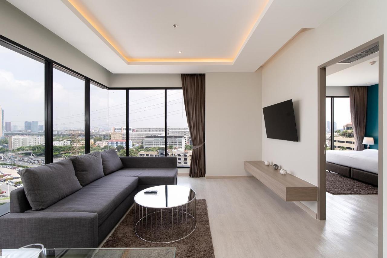 Thaya Hotel Бангкок Экстерьер фото