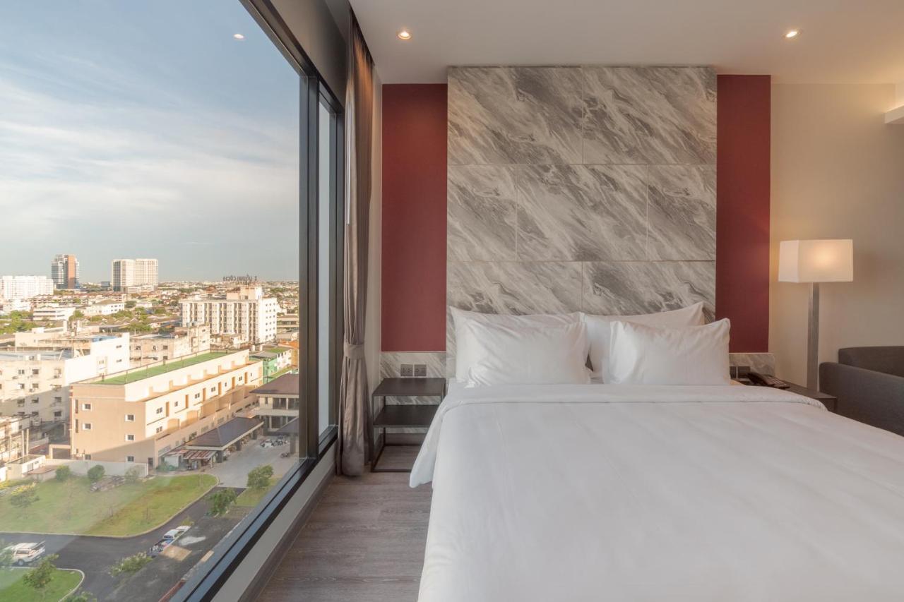 Thaya Hotel Бангкок Экстерьер фото