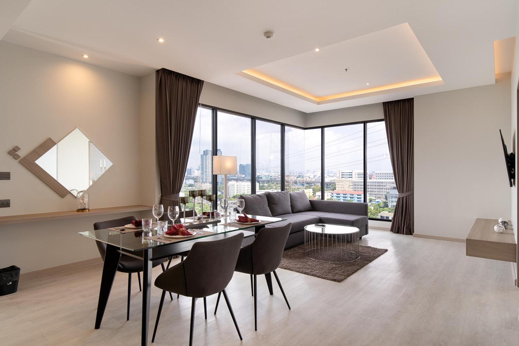 Thaya Hotel Бангкок Экстерьер фото